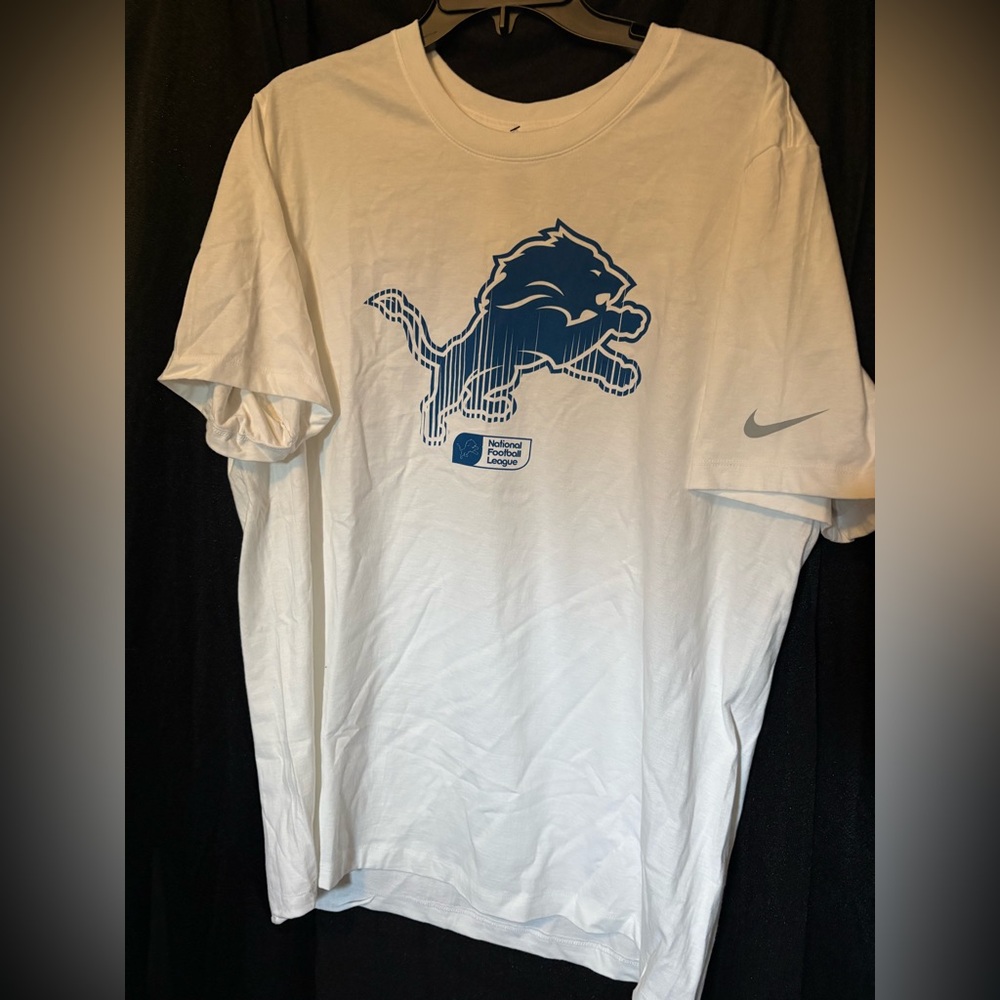 Nike NFL Detroit Lions White and Blue Short Sleeve Tee